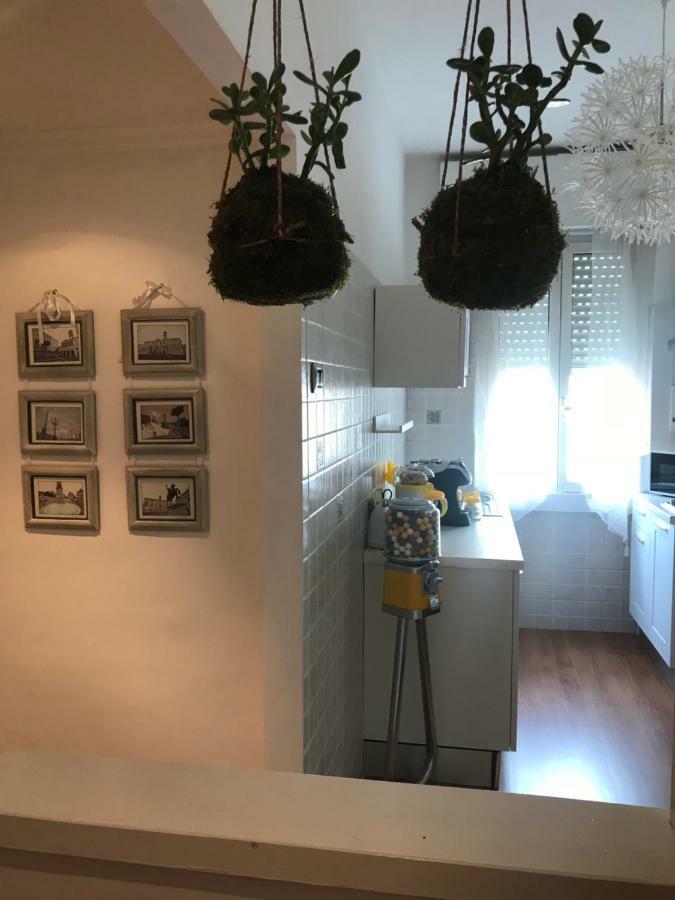 Maison Dis Raffaella Hotel โรม ภายนอก รูปภาพ